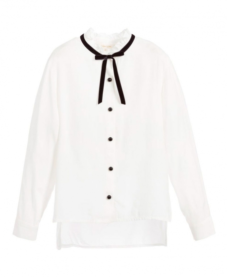 camisa blanca de niña